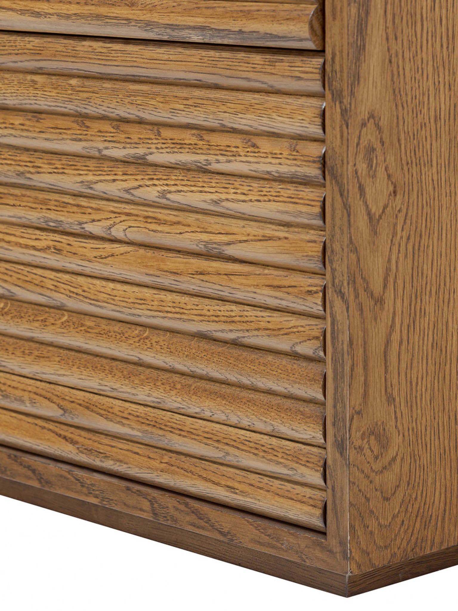 Charleston Ribbed Walnut Chest of Drawers I 6 Drawer
