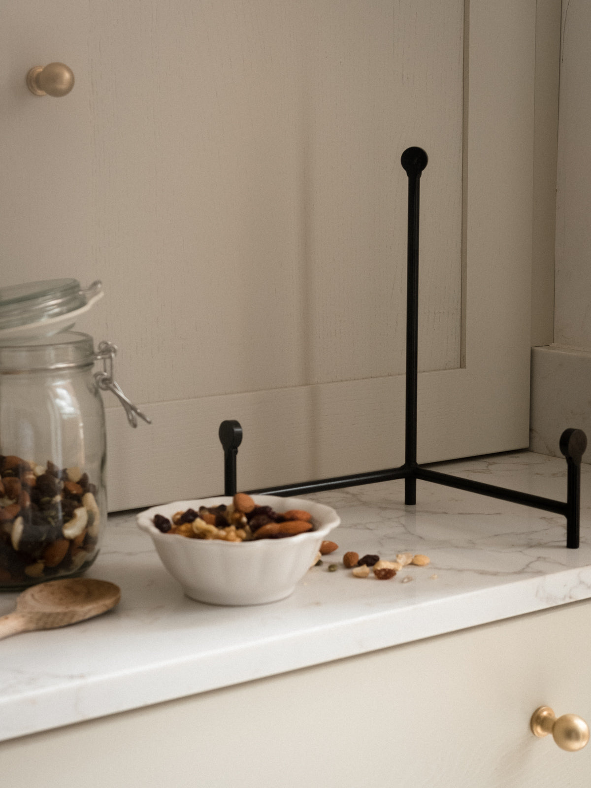 black cookbook stand