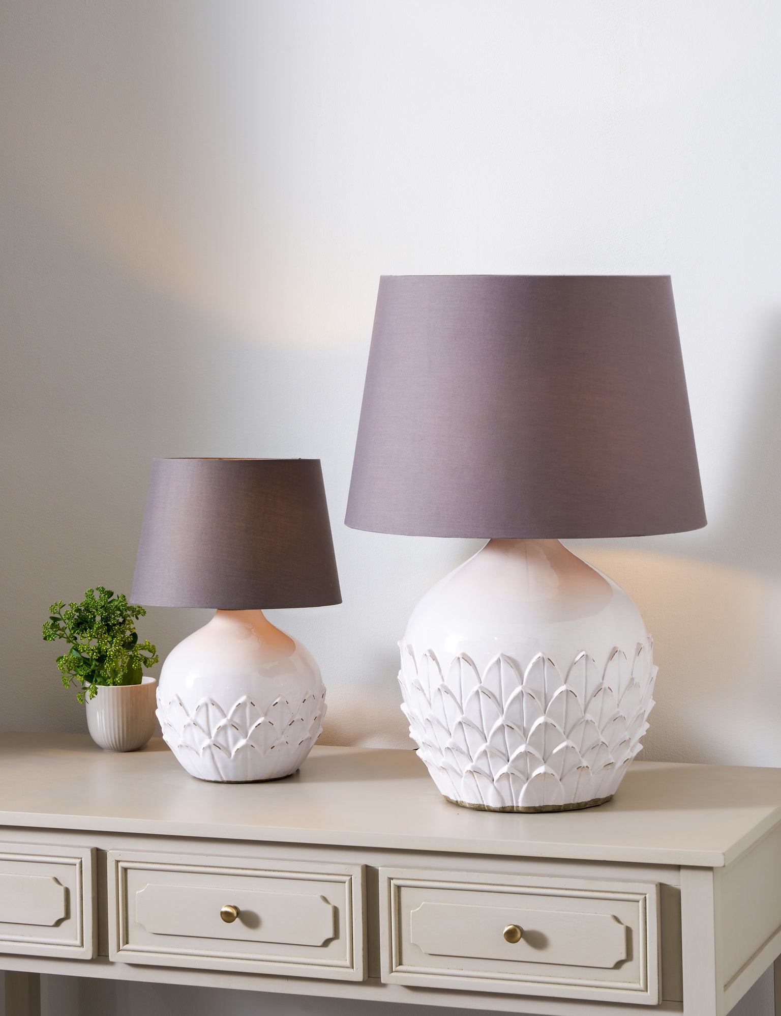 Sybill Stoneware Leaf Lamp Large