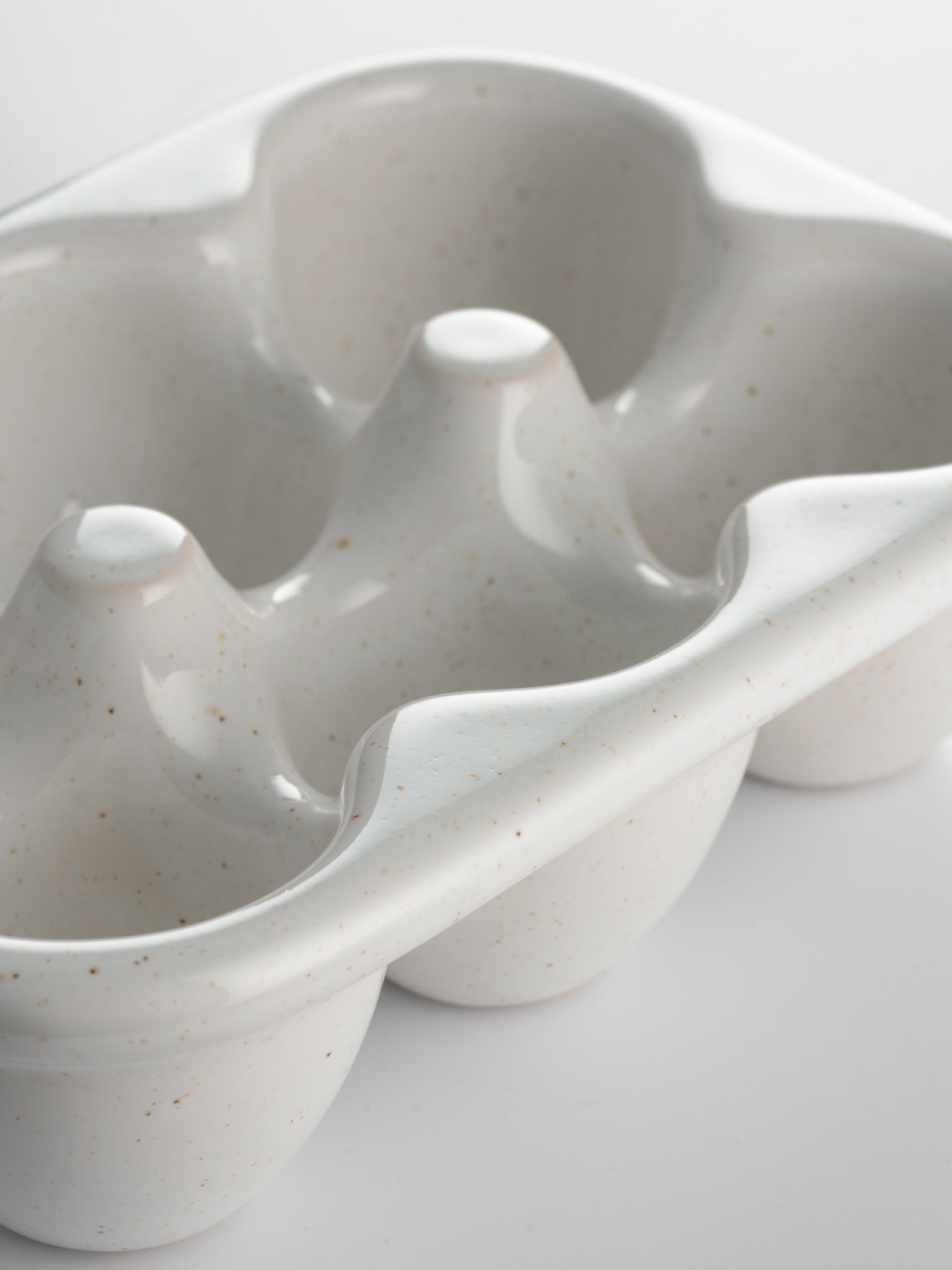 Fattoria 6 Egg Holder