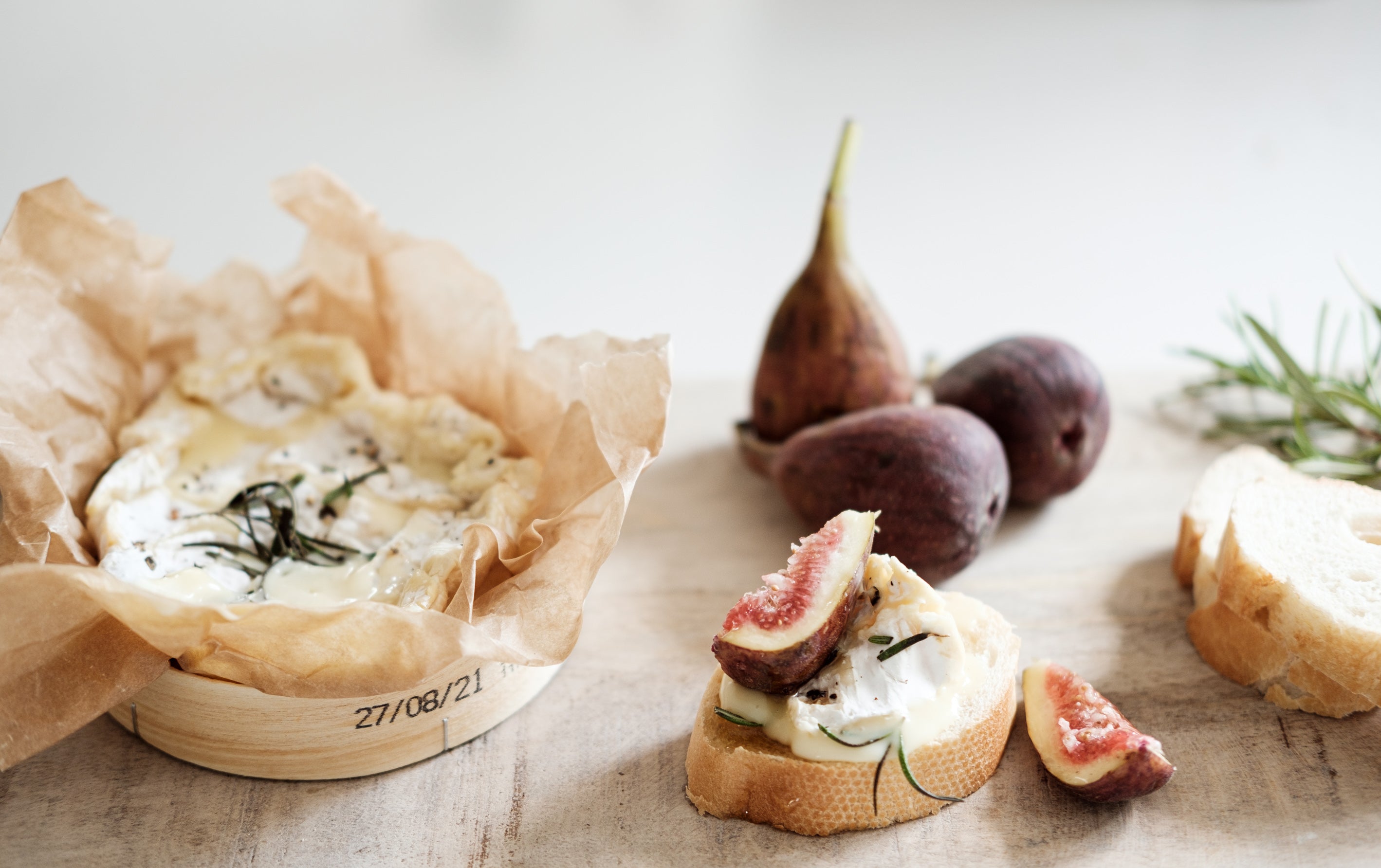 Baked Camembert with Figs & Honey