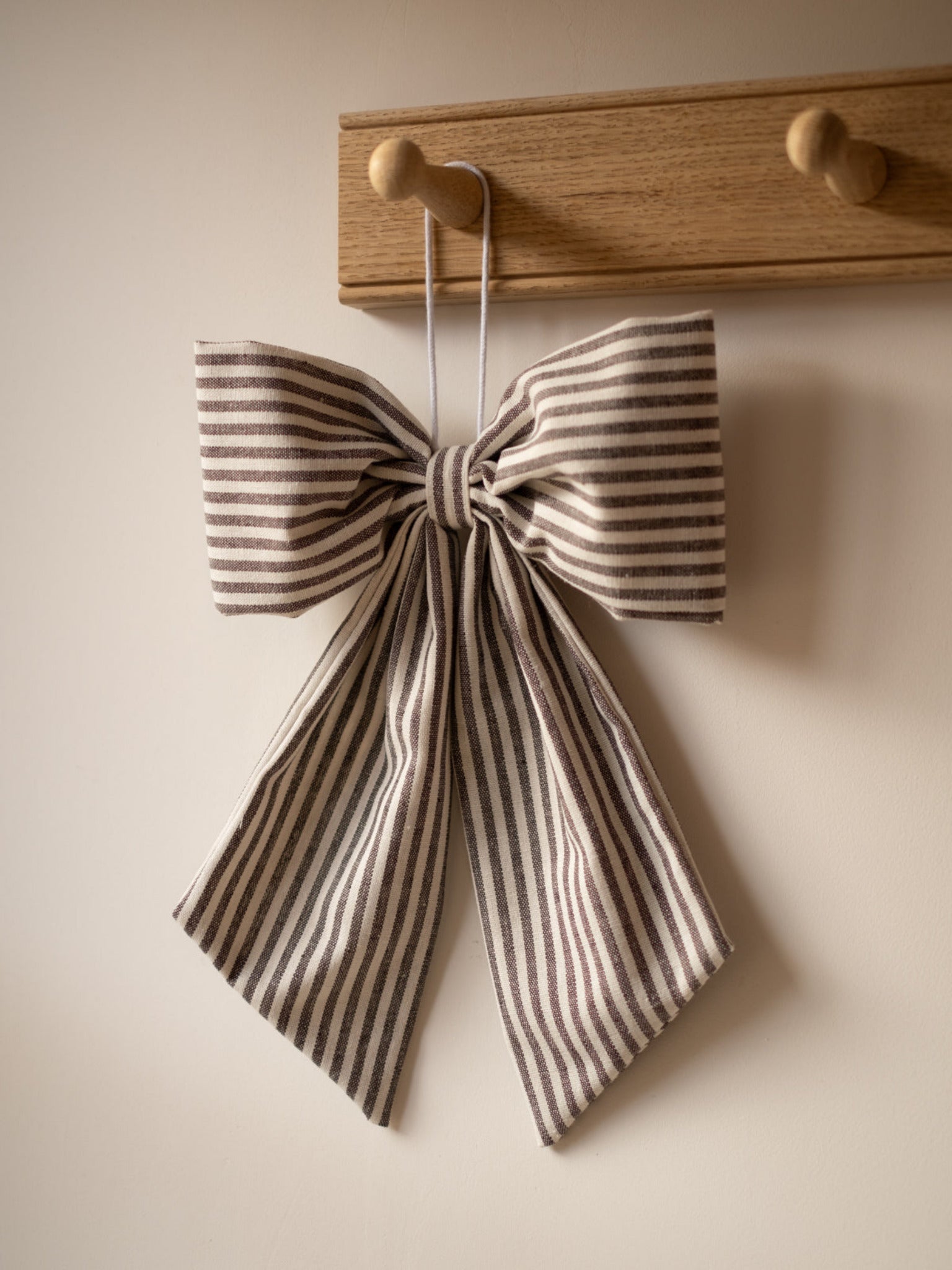 Black and White Stripe Hanging Bow