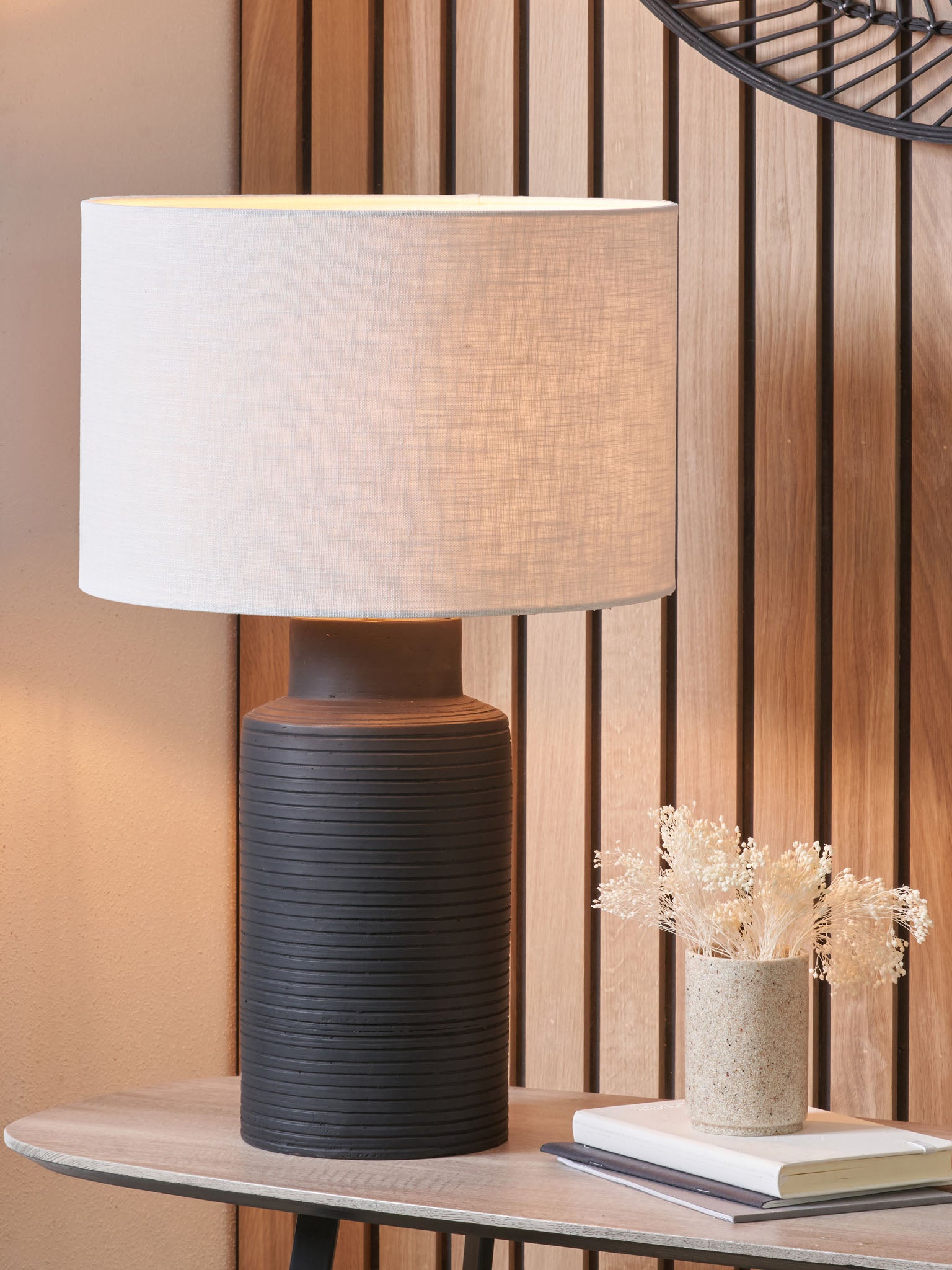 Black Tall Ribbed Terracotta Table Lamp