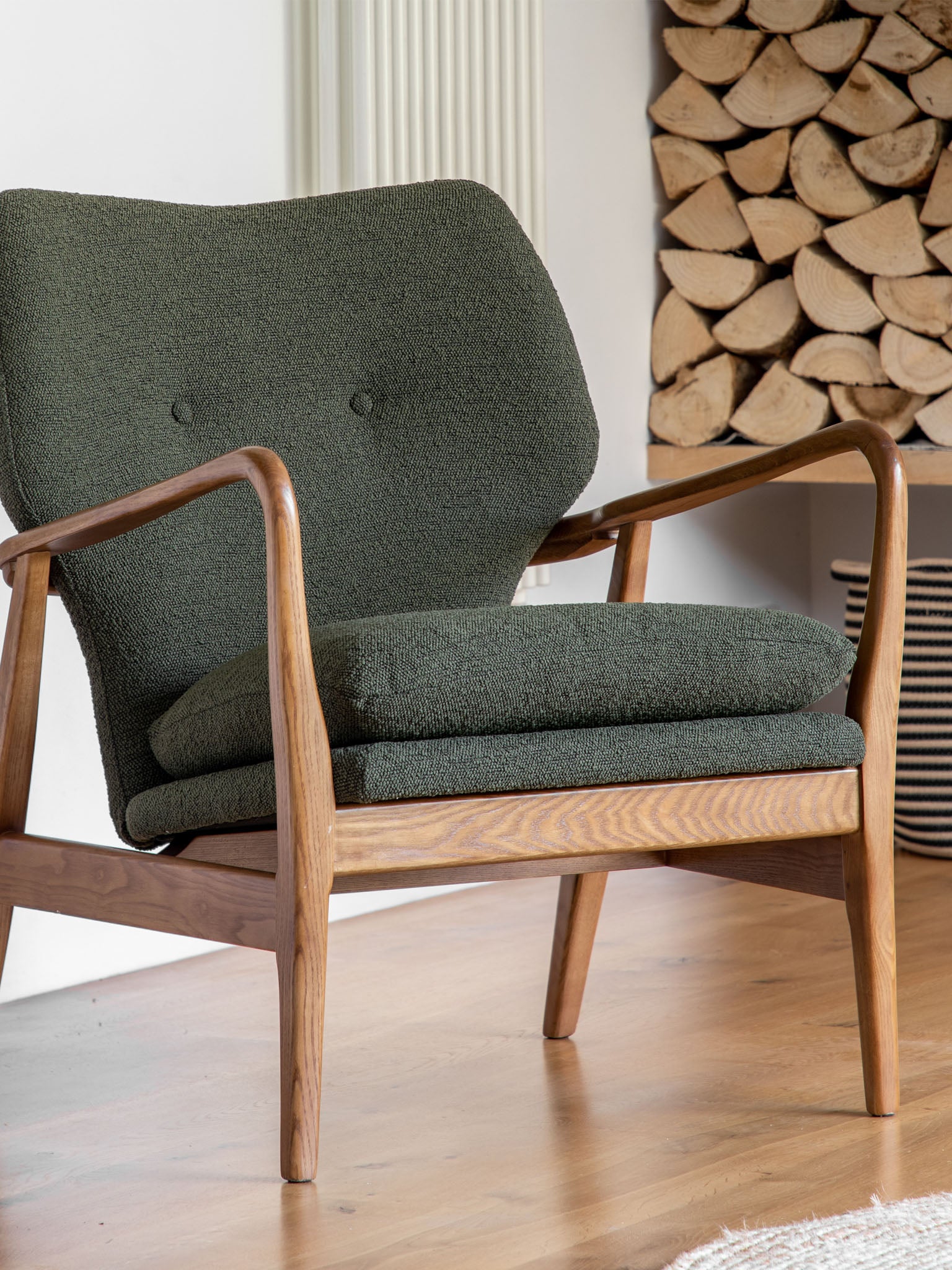  Mid-Century style chair 