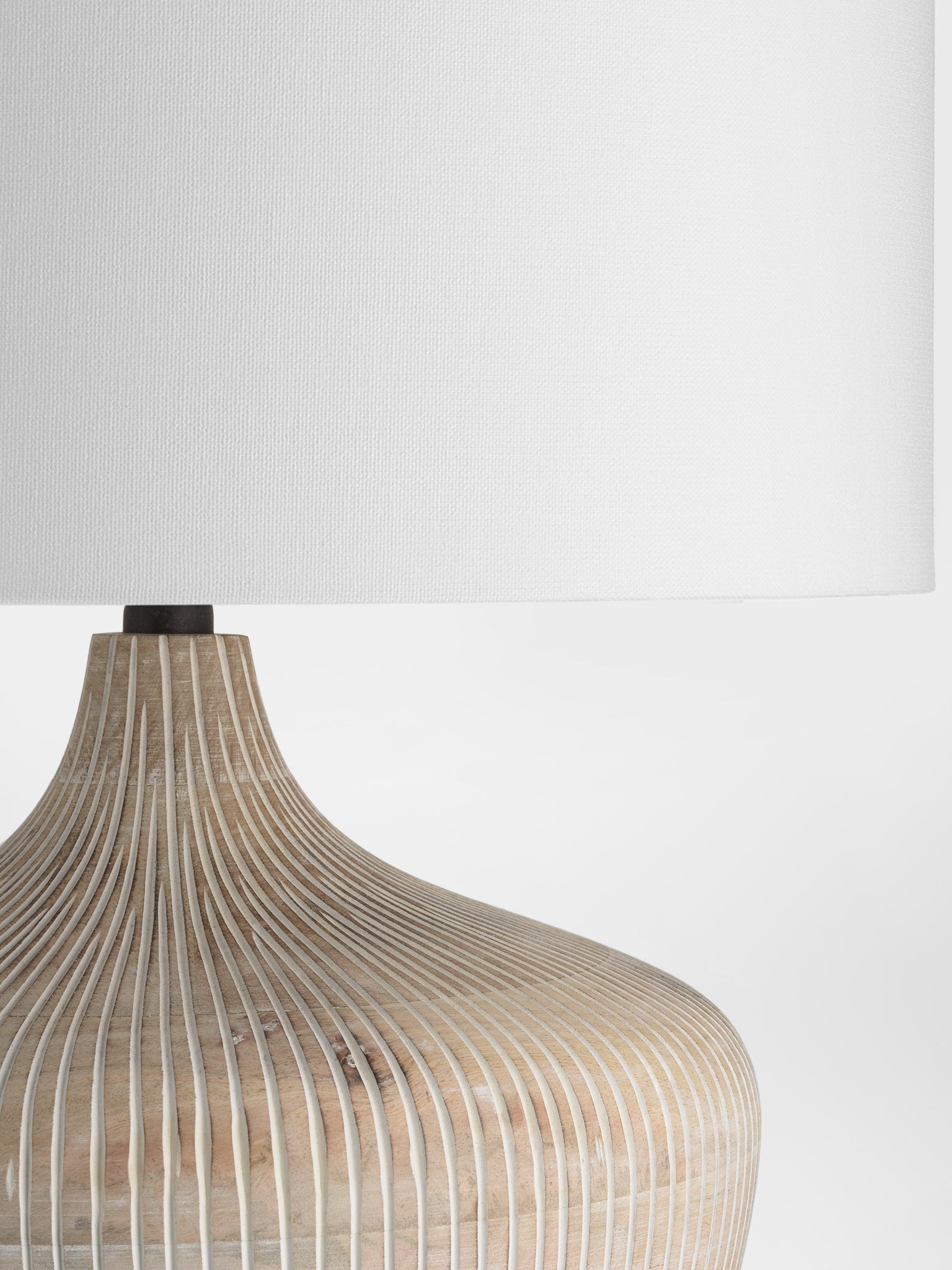 Grooved Natural Lamp